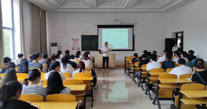 3d7fa0dc530fe0388743c2ce3d032bb