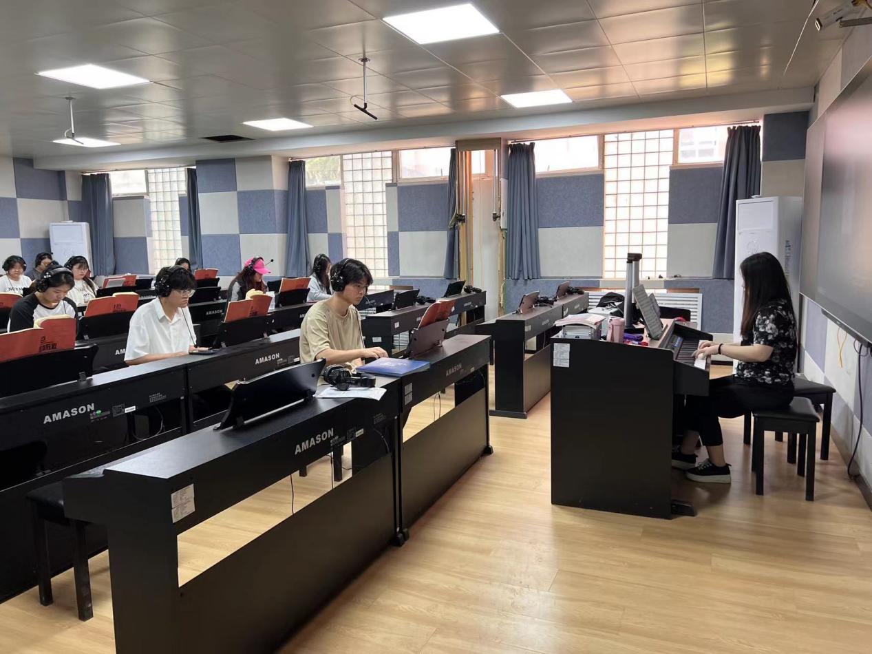 e2eac4f4b0599d50de8b2877cf9738d