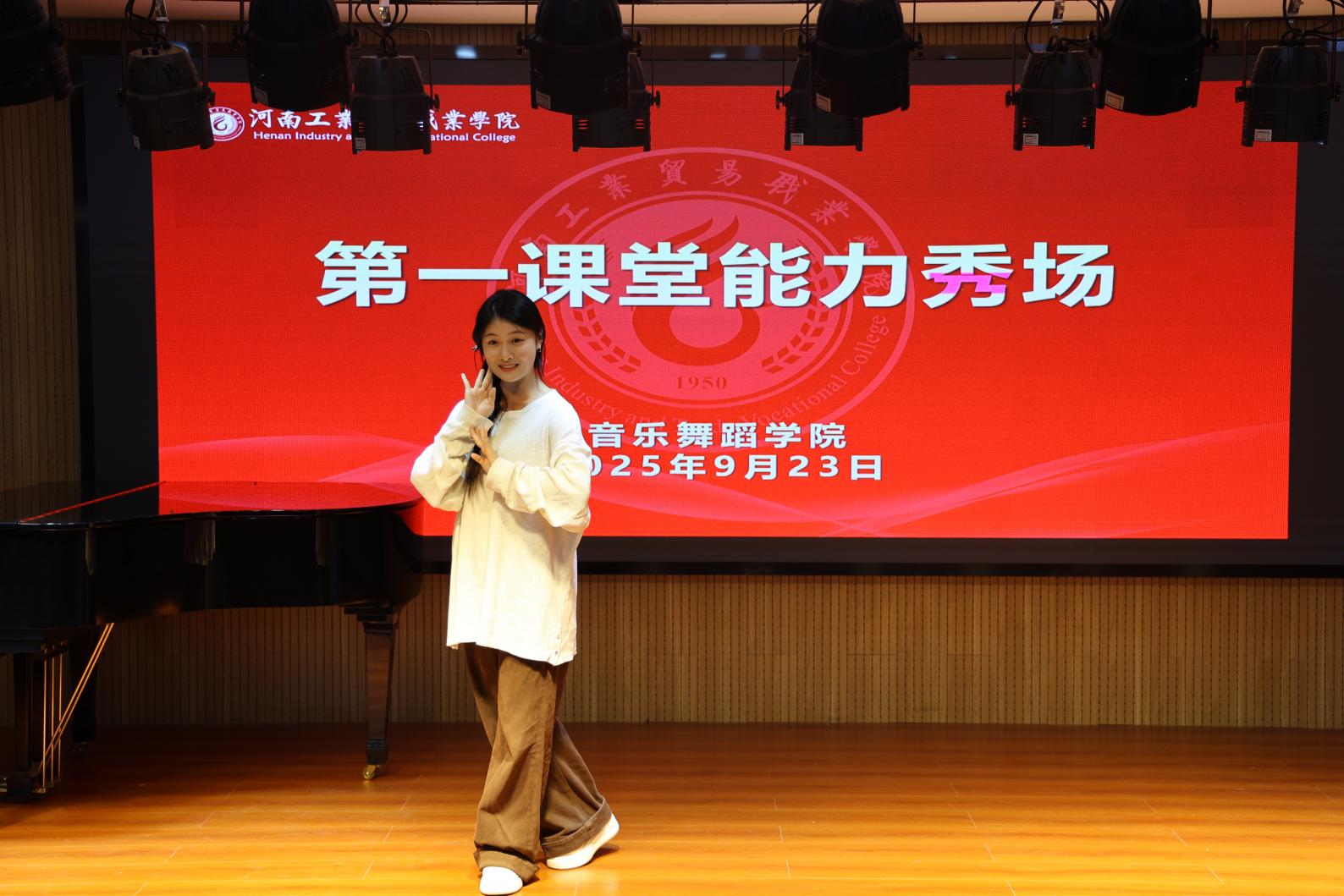 6360941d8d348ec1769ea79be6ee9379