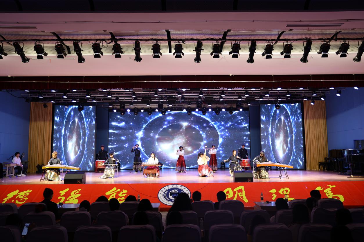 d76ad83405171bc38155888b6c7da0d