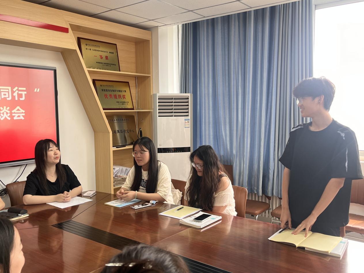 d5a72b0ea84e115f42ec61cb72b7523