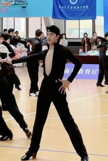 682fd47afe7d966f2fe8a26a4fe7d37