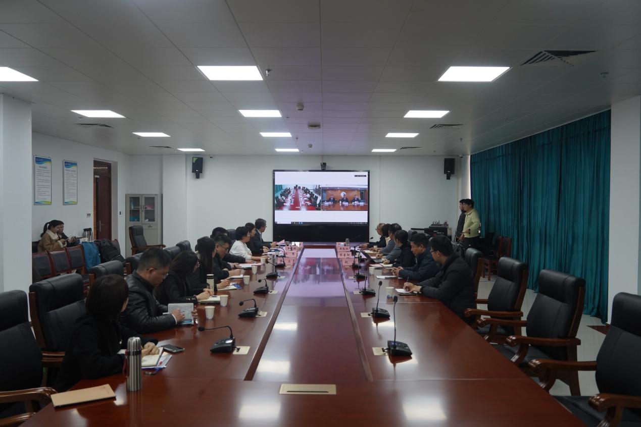 4200faba5b453502baf648269c52959